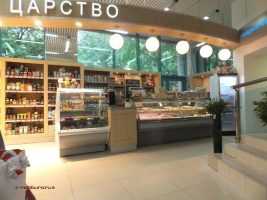 Торговое оборудование для кондитерского и хлебного отдела универсама «Алые паруса»